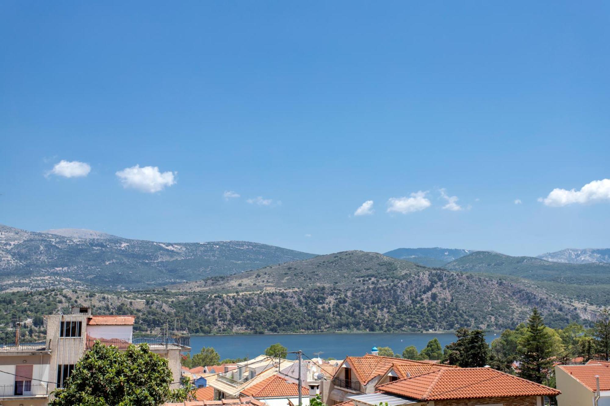 Dina Apartments Argostoli Екстер'єр фото