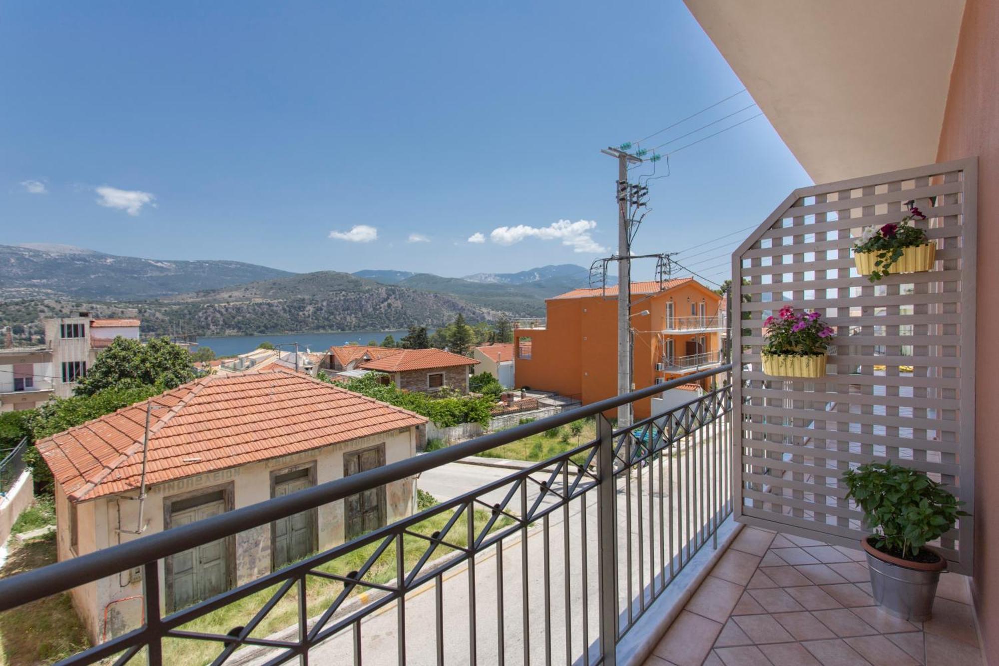 Dina Apartments Argostoli Екстер'єр фото